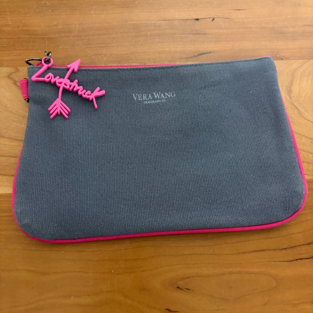 Vera Wang Lovestruck Fragrances Gray Canvas Makeup Pouch Pink Trim Zipper Bag